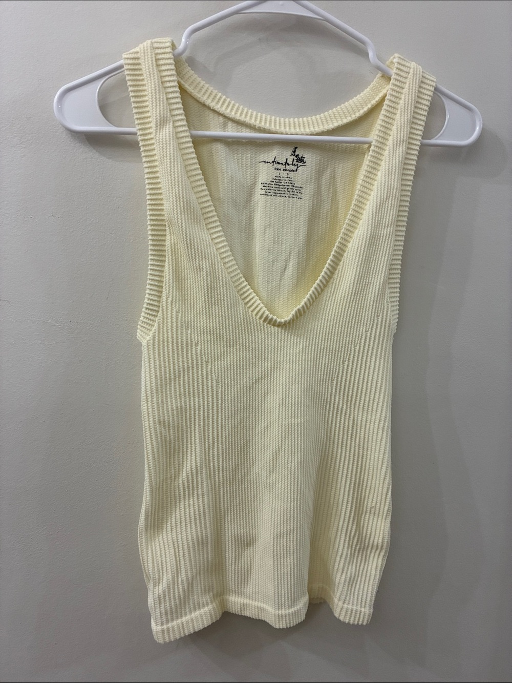 Intimately Free People Ribbed V-Neck Sleeveless Knit Tank - Cream - large